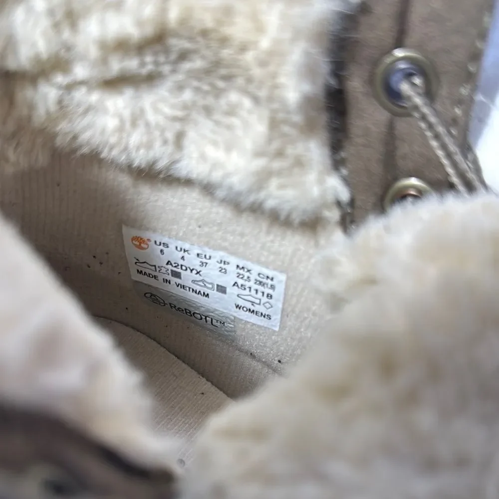 Timberland Brown Winter Boots with Fur Lining